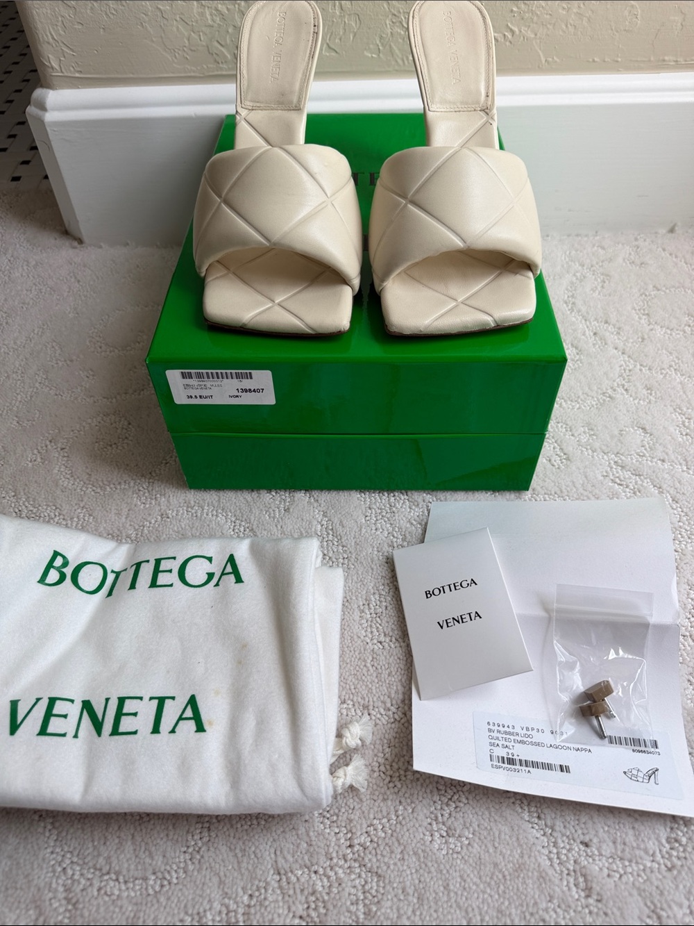 Bottega Veneta cream padded stretch mule sandals